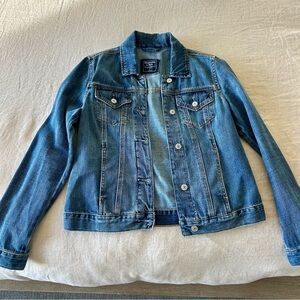 Abercrombie and Fitch Classic Blue Denim Jacket Small
